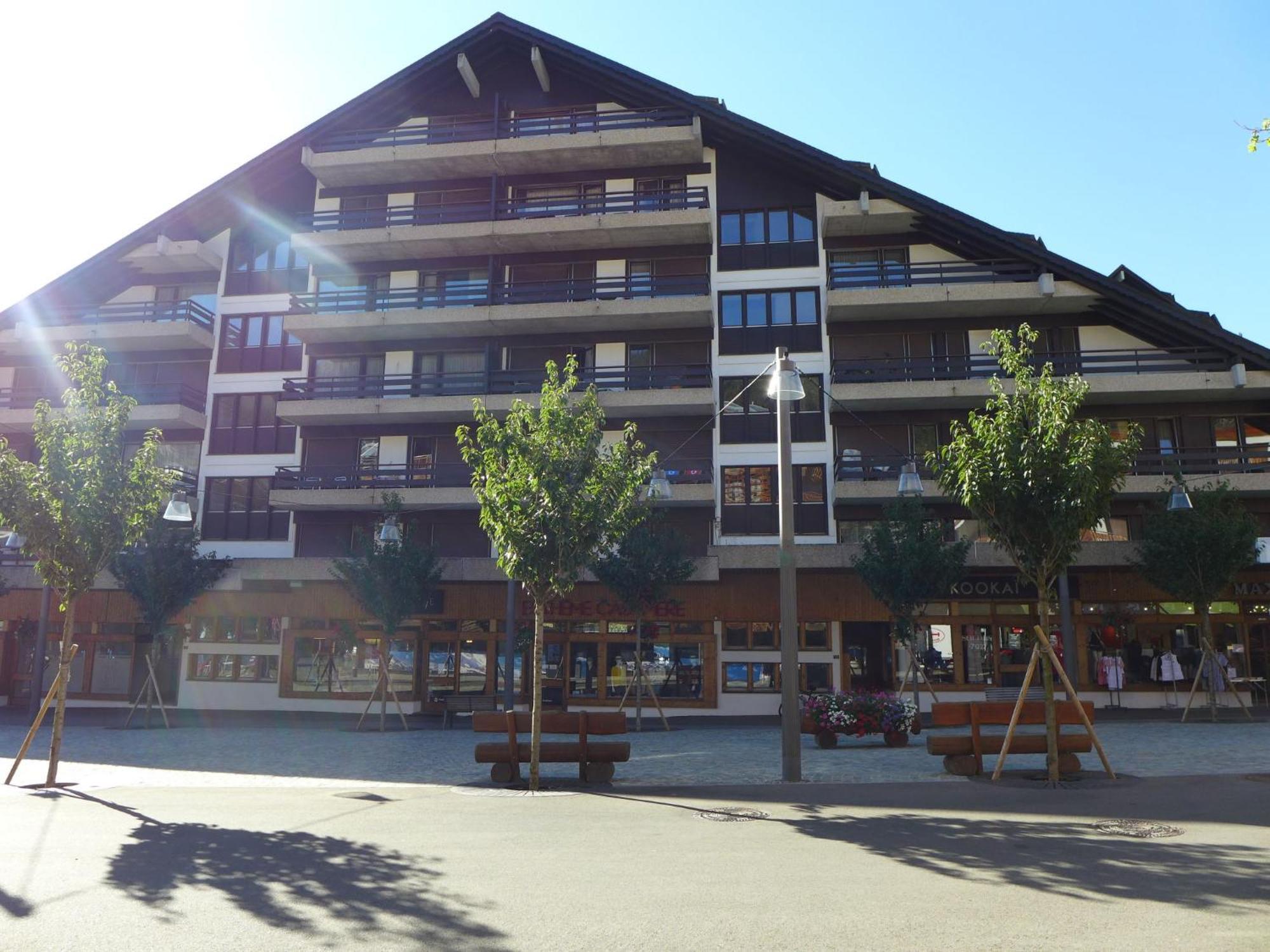 Apartment Victoria A-B-C-2 By Interhome Crans-Montana Exteriör bild